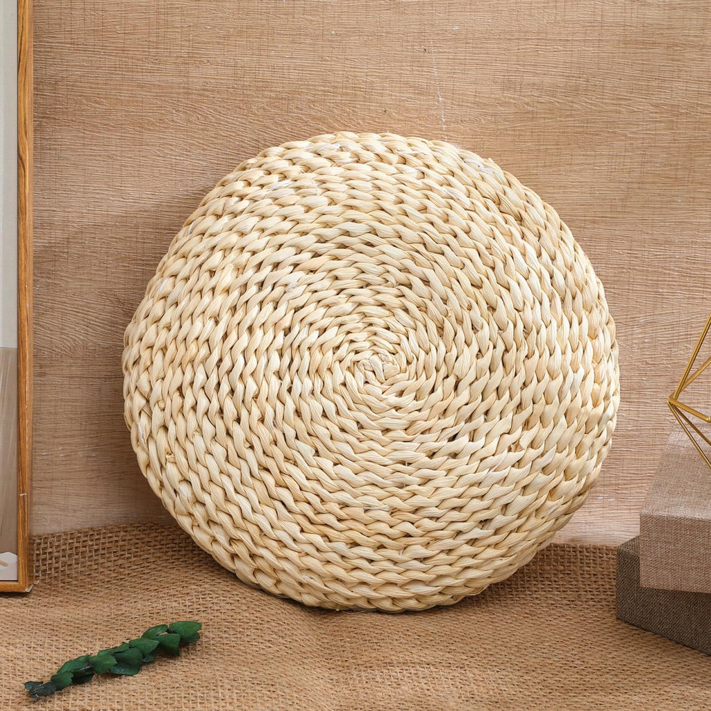 11.61in Natural Straw Round Cushion